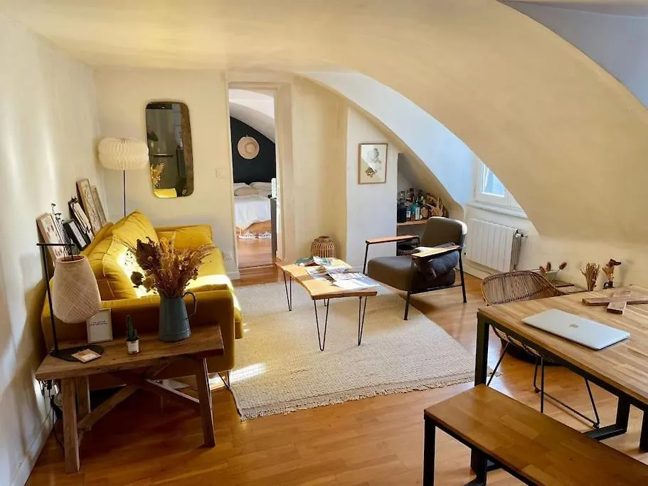 Magnifique Appartement Paris 10Eme